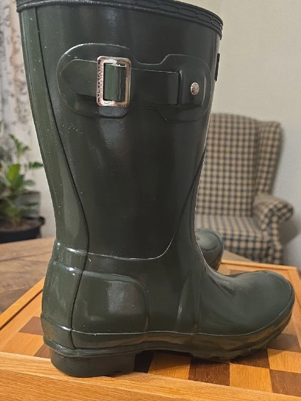 Hunter Women's Glossy Dark Green Mid-Calf Waterproof Rain Boots